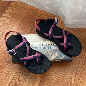 Thomas Rhett (Love One) Chacos